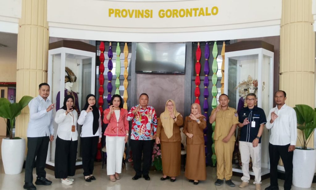 Biro Hukum bangun kerjasama pembentukan Produk Hukum Daerah dan capaian kebijakan strategis HAM Nasional bersama Kanwil KemenHUM Sulawesi Tengah